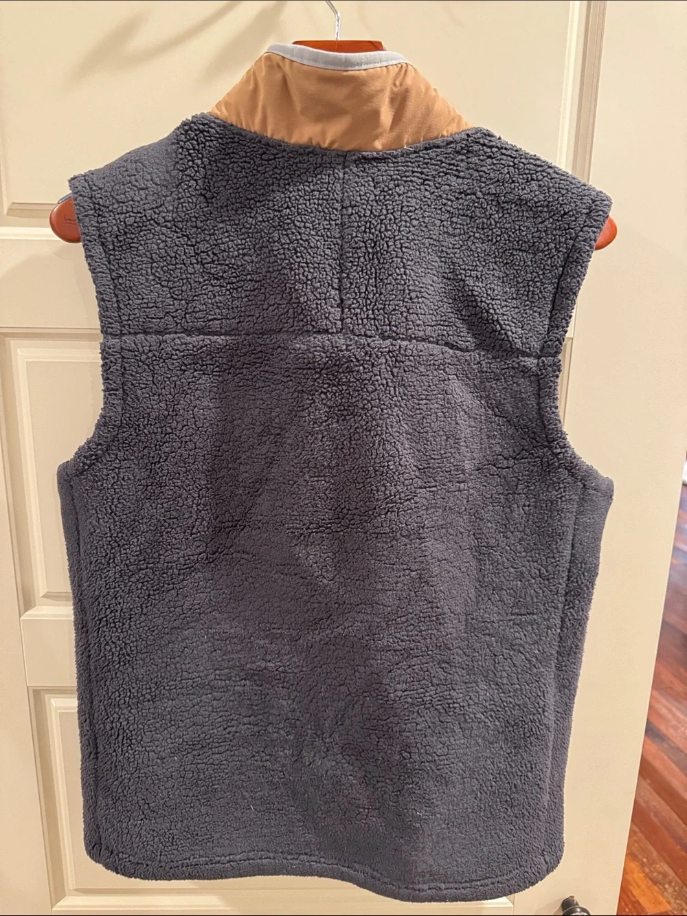The North Face Sherpa Vest - Charcoal & Tan Trim